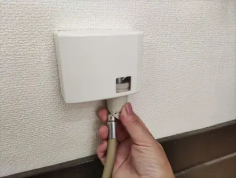 ホースを挿せば完成！